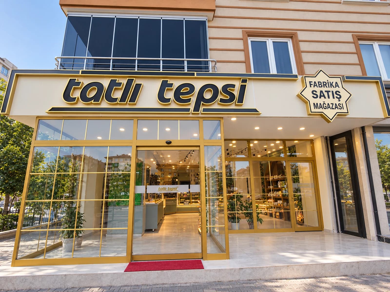 Tatlı Tepsi Makas Şube, Aksaray dış cephesi